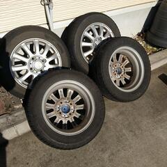 1月10日まで　スタッドレスタイヤ　ホイール付　１５５/６５Ｒ１３　２０１８年製　減ってます　エブリイワゴンに履いてました　現状渡しですの画像