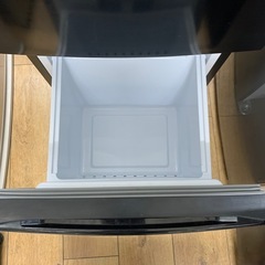 冷蔵庫 TAG label AT-RF150-BK 154L 2021年製 ビックカメラ、amadana「TAG label」のシンプルな154L冷蔵庫と5.5kg