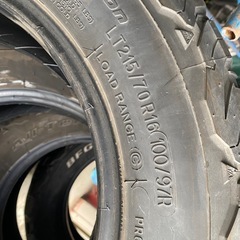 215/70r16 グッドリッチの画像