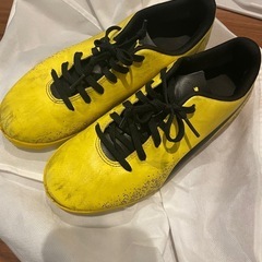 フットサルシューズ•ウェアセット