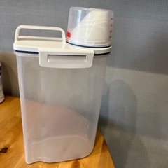 ライスストッカー　2.0kg