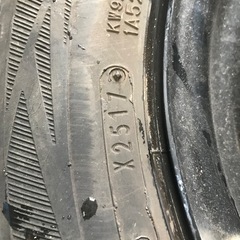 145R12 6PRスタッドレス　ミニキャブブラボー等の画像