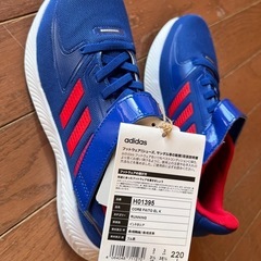 【美品】adidas 小学生向け運動靴 CORE FAITO EL K (サイズ：22.0cm)の画像