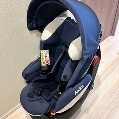 アップリカ　フラディア グロウ デラックス　チャイルドシート
