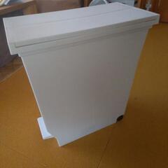 新品 アスベル両開きペダルペールの画像