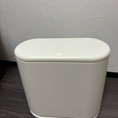 ゴミ箱　【1/11(土) に取りに来てくれる方へ】