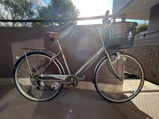 中古自転車　27インチ　ママチャリ　シルバー　3段　変速シティサイクル