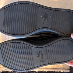 【美品】PUMA スニーカー　22cmの画像
