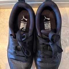 【美品】PUMA スニーカー　22cmの画像