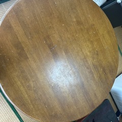 ダイニングテーブルの画像