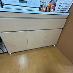 食器棚