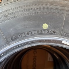 ブリヂストン　V600 185/80/R14 102/100N LT ノーマルタイヤ4本セットの画像