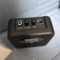 【 美品 】 ギターミニアンプ 3ワット Louis LGA-Mini
の画像