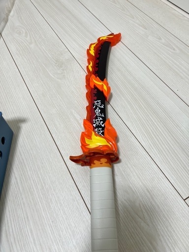 【値下げ】子供用のおもちゃ　鬼滅の刃　煉獄の刀　トイストーリー　バズドライヤー