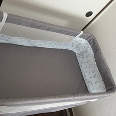 ベビーベッドの画像