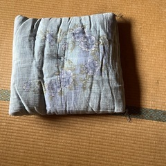 中古座布団の画像