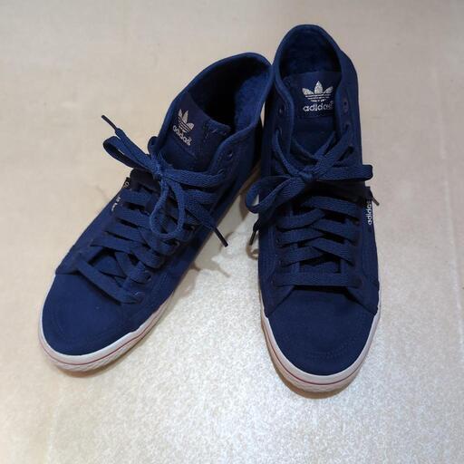 adidas スニーカー 24.5