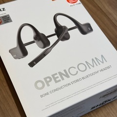SHOKZ OPENCOMM 骨伝導ヘッドセットの画像