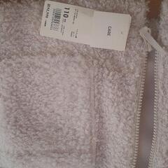 ユニクロ子ども冬物110センチの画像