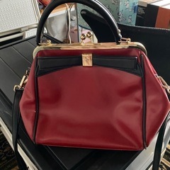 赤のがま口バック 