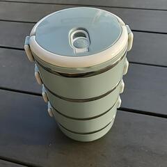 四段お弁当箱
