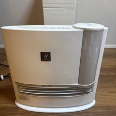 シャープ　セラミックファンヒーターの画像