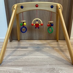 お話中　ドイツ製ベビージム　ムジーナMusina