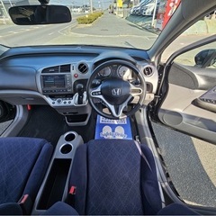 ホンダ　ストリーム　黒の画像