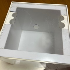 30キューブ アクリル水槽
の画像