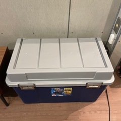 アイリスオーヤマ　密閉バックルストッカー