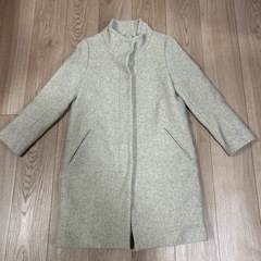 Nobleコート、FABIA　Vネックニット、KBF、INEDスカート