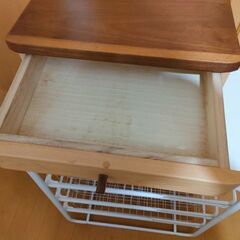 【取りに来てくださる方】木製3段小物収納ケース　0円の画像