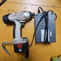 中古インパクトドライバー難ありの画像
