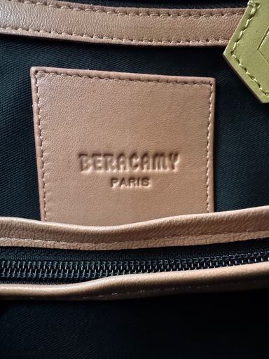 BERACAMY PARIS ベラカミーハンドバック