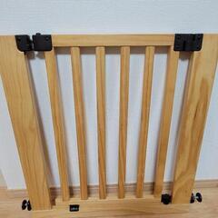 ベビーゲート2つ