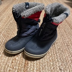 スノーブーツ　子ども