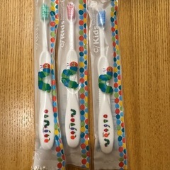 歯科専売 歯ブラシ 幼児 はらぺこあおむし