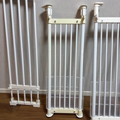 伸縮つっぱり棒、棚の画像