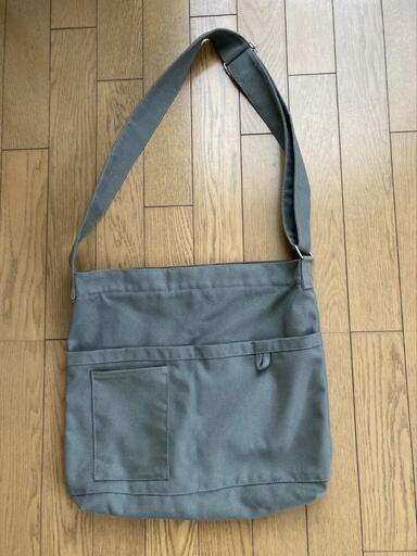 帆布ショルダーバッグ
