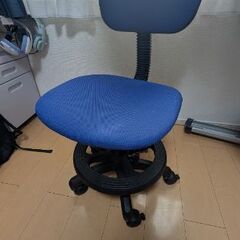 【美品】使用１年以内　学習机用イス