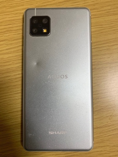 AQUOSsense5g 電池残量100％ SIMロック解除可