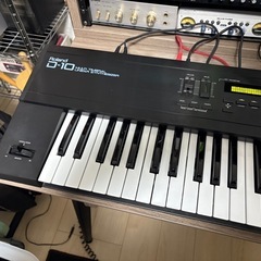 ROLAND D-10 シンセサイザーの画像