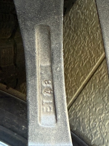 スタットレスタイヤホイールセット　205/55/R16