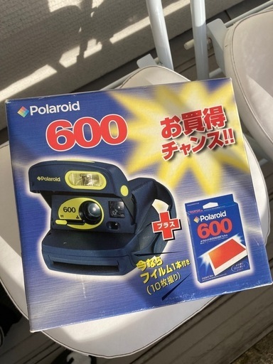ポラロイドカメラ
