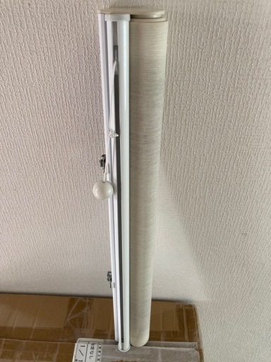特注ロールカーテン（新品未使用）