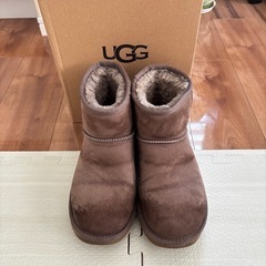使用品　UGG ブーツ　グレー　箱付き　Women Classi...