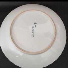 有田焼　肥前　
嘉名衛門　峯山　
大皿　28cm 2枚　
新品未使用
箱無し


の画像