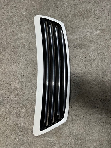 希少センスブランドグリル 200クラウン