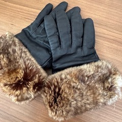 レディース手袋　ラム レザー グローブ　本革　ファー付き　Sサイズの画像