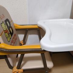 ベビー用チェア お食事テーブルの画像